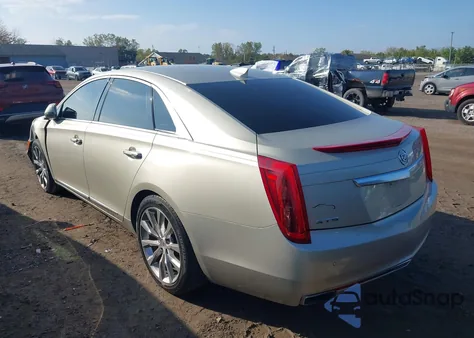 2015 Cadillac Xts Luxury z USA, uszkodzony, nr VIN 2G61M5S31F9176554